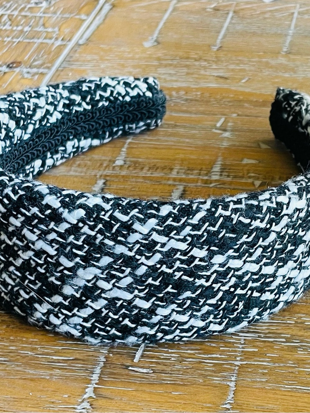 Black & White Tweed Padded Headband - Picture 2 of 3